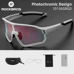 ROCKBROS Pochromic Cycling Glasses UV400 Sunglasses Outdoor Sport Bicycle Eyewear MTB Racing Lightweight Flexible Goggles 240402