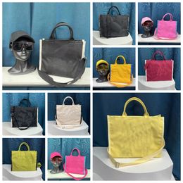 Bolsa de sacola de moda de praia Bolsa de sacola de sacola de bolsa de alta capacidade de bolsa de alta capacidade Bolsa de bolsa feminina versátil letra de saco de lazer ao ar livre