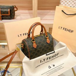 Branded Leather Bag Designer Sells Women's Bags at Discount Arc De Simple Leather Bag for Women New Trendy Small Handheld One Shoulder