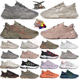 Ozweego OG Running Shoes for Men Women Casual Cloud White Black Bliss Pale Nude Metal Grey Carbon Cargo Platform Athletic Dhgate Sneakers Trainers