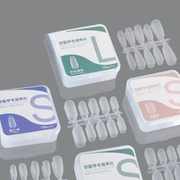 Unhas usando comprimidos de unhas especiais para aprimoramentos de unhas, Ultra Thin e Trikeless False Unhel Patch