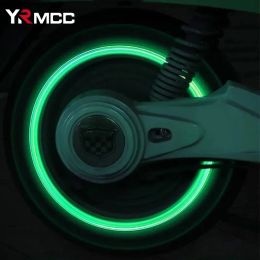 8PCS Car Luminous Tyre Valve Caps Fluorescent Green Night Glowing Decor Valve Stem Luminous Auto Tyre Valve Caps for Motorcycle