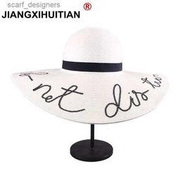 Wide Brim Hats Bucket Hats 2018 New summer do not disturb Sequin letter wide brim sun hats for women Beach vacation fashion girls straw hat free shipping Y240409