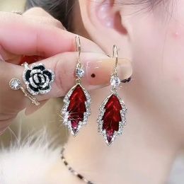 Jewellery for Women Red Leaf Long Drop Earrings for Women Cat's Eye Earring Bride Engagement Wedding Earrings Valentines Day Gift