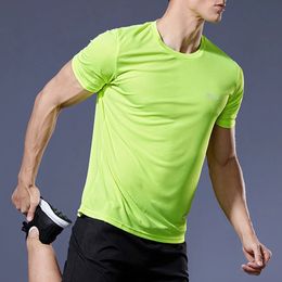 Summer Men t-Shirts Short Sleeve Sport Gym Shirts Man Bodybuilding Running Fitness Shirts Quick Dry Football Jerseys Sportswear 240321