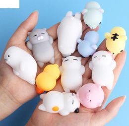 2021 Fidget PVC Animal Extrusion Toys Rebound Squishy Gadget Vent Decompression Toy Mobile Pendant Cute Funny Gift5794255