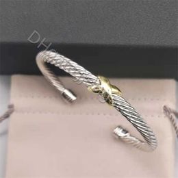 Charm Silver Twisted Cuff Bangle Women Fashion Men Bracelets designer hook 5MM Wire Woman bracelet Designer Cable Jewelry Exquisite Simple Hoop Accessories UI8Q