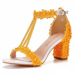 Dress Shoes Crystal Queen Elegant High Heels 7cm Womens Banquet Sandals Platform Toe Wedding White Lace Party Pumps H240409 YFBF