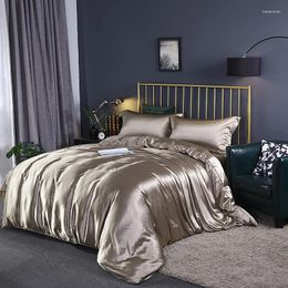 Bedding Sets Mulberry Silk Luxury Set With Fitted Sheet High Quality Satin Soft Smooth Solid Color Quilts Cover