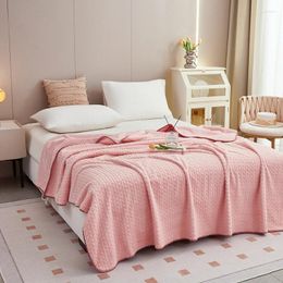 Blankets Autumn Winter Luxury Faux Velvet Blanket Soft Comfortable Skin Friendly Suitable For Bedroom Office Sofa Travel Leisure