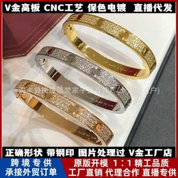 Card v Gold Family Classic Edition All Sky Star Bracelet للنساء المطلي بـ 18 ألفًا من CNC CNC Craft Full Diamond Micro Set Bracelet Diamond