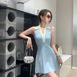 Yimeng Pure Desire Dress 2024 Spring Polo Collar Colour Block Knitted Sleeveless Hanging Neck Slim Fit