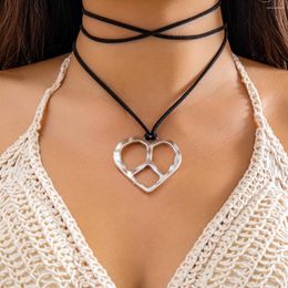 Pendant Necklaces Long Rope Chain With Big Heart Necklace For Women Trendy Lace Up Sweater Accessories Fashion Jewellery Female Gifts