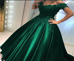Off the Shoulder Long Hunter Green Evening Dress Modest Formal Dress Applique Lace Ball Gowns Prom Dress Crystals2746953