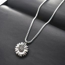 Pendant Necklaces Retro Titanium Steel Sunflower Alloy Necklace For Men And Women Personality Everything With A Small