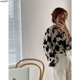 Pattern Polyester Shirt Womens Black and White Design Autumn New Long Sleeved Top