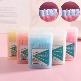 200Pcs/box Plastic Double Head Dental Floss Toothpick Brush Oral Care for Freshen Breath Removing Food and Plaque