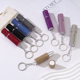 Diamond Creative Creative Hot Selling Girls Perfume Bottle Popular Key Chain vai carregar