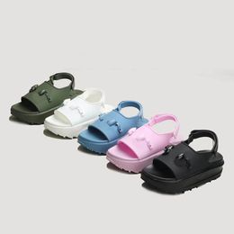 35-44 Damen-Rutschen Sandalen Flachdesigner Sandalen Low-Heel-Sommerschuhe Sandalen Plattform Gummi Casual Schuhe Leichtes Sandale Room Outdoor Sport Travel Schuhe