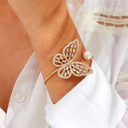 Bangle Exquisite Hollow Zircon Butterfly Bracelet Pearl Crystal Pendant Open Adjustable For Women Hand Jewellery Gift