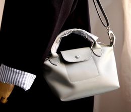 Women039s Designer Crossbody Bags Messenger Hobos Thickened Nylon Bag Ladies Versatile Casual Handbags1628286