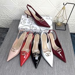 Luxury Dress Shoes V metal button High Heels Pointy nude heels Sandal Summer Sandals Women Black Designer Buckle Ankle Strap Heeled Slippers 6cm