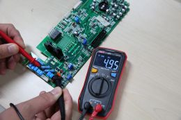 UNI-T UT123 UT123D Mini Digital Multimeter AC DC Voltage Resistance Temperature Electrical NCV Tester EBTN Display Household.