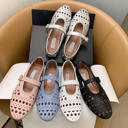 Designer Sandals Women Shoes Ballet Flat Summer Slides Sandals Hollowed Out Mesh Dress Loafers Shoe 545