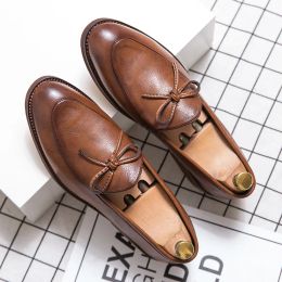 Boots Yomior Brand New Designer Shoes Men High Quality Casual Shoes Vintage Tassel Formal Dress Shoes Wedding Loafers Flats