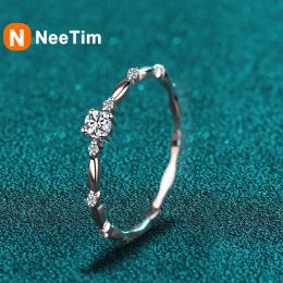 NeeTim D Colour VVS1 Moissanite Ring for Women Wedding Fine Jewely with Certificete 925 Sterling Sliver Engagement Rings Gifts