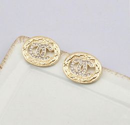 20style 18K Gold Plated 925 Silver Designer Letters Stud Earrings Small Sweet Wind Retro Geometric Round Women Crystal Rhinestone Pearl Earring Lady Party Jewelry