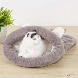 Cat Beds Furniture Soft Cat Sleeping Bag Small Cats Tent Yurt Bed Warm Pet House Lovely puppy Kennel Cushion Pets Supplies ZL223-3