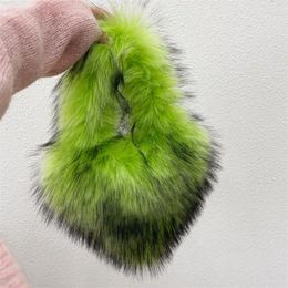 Evening Bags Fashion Faux Raccoon Fur Hearts Shape Women Handbag Designer Soft Plush Shoulder Luxury Small Tote Fluffy Femame Purse 2024