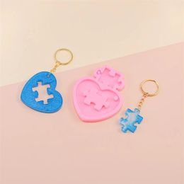 1 Pcs Love Heart Shaped Keychain Pendant Silicone Mould UV Epoxy Resin Moulds for DIY Resin Silicone Craft Jewellery Making Tools