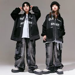 Children Hip Hop Denim Coat Pant Boys Grils Streetwear Loose Cargo Jacket Jeans Sets Kids Tracksuit Performance Clothing Costume 240328