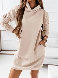 Casual Dresses 2024 Autumn/Winter European And American Hatted Trendy Long Sleeved Solid Color Dress Comfortable