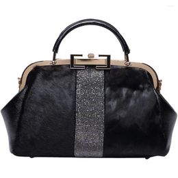 Shoulder Bags 2024 Brand Fur Soft Leather Lady Handbag Clip Mouth Fashion Design Bag Messenger Casual Diamond