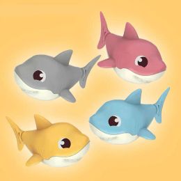 Children's Beach Toys Bath Toys Shark Type Wind-up Swimming Tail Wagging Rotating Device Baby Toy Puffer Fish Bear
