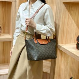 Leather Handbag Designer Sells New Women's Bags at 50% Discount Triumph Handheld Bag for Womens New Crossbody Totehandbags