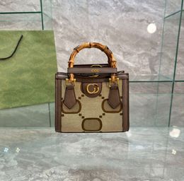 Designer Diana Totes Bag Women Luxurys Bamboo Tote Bags Mens Shopping Bag Handbags Crossbody Shoulder Bag Wallet Clutch Woman Purse 2212211D gweqgs
