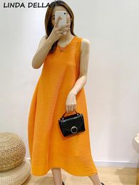 Casual Dresses LINDA DELLA Summer Fashion Designer Yellow Vintage Pleated Sundress Women's O-Neck Sleeveless Loose Big Size Midi Dress