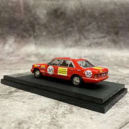 Master 1:64 Model Car 560SEL W126 Alloy Die-Cast Vehicle-Red Pig 2 Versions