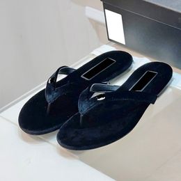 Tangas femininas Designer Slipper Black Velvet Flip-flops Slingbacks Chapé-moscas lapidados de salto baixo