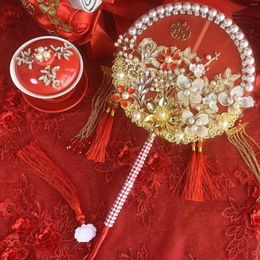 Decorative Figurines 5 Style Chinese Red Round Wedding Bride Hand Silk Fans Wooden Eventail A Main Mariage Portable Fan Hanfu Home Table