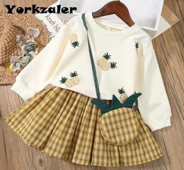 2021 New Brand Clothes Aset for Toddler Girls Children Fall Clothing Suit with Bag Pineapple Sweat Shirt and Skirt 3 Pieces6997038