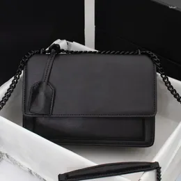 Shoulder Bags Retro Toothpick Pattern Hardware Buckle Leather Bag Ladies Chain Multi-pocket Fashion Messenger
