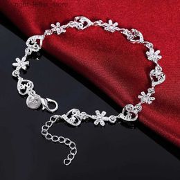 Bangle Hot fine 925 sterling silver bracelet fashionable crystal romantic heart flower chain female wedding accessory designer Jewellery yq240409