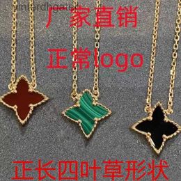 Top Luxury Fine Women Designer Necklace v Gold High Version Four Leaf Clover Necklace Womens Double Sided Lucky Grass Pendant Designer High Quality Choker Necklace