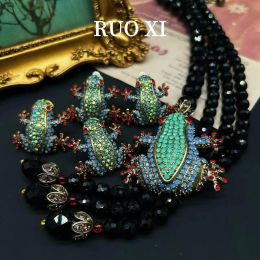 Vintage European and American Style Vintage Bohemian Tassel Animal Frog Set Autumn and Winter Necklace Earrings