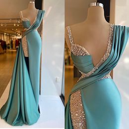 Meerjungfrau Abendkleider elegante Pailletten Wunderschöne Satin -Prom -Kleid gegen Hals Split Plus Size formelle Kleider für Frauen